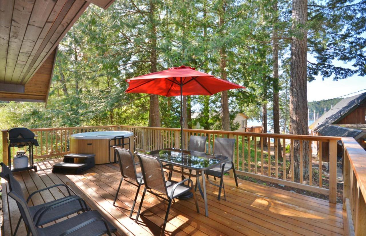Pender Harbour Resort & Marina Garden Bay Εξωτερικό φωτογραφία