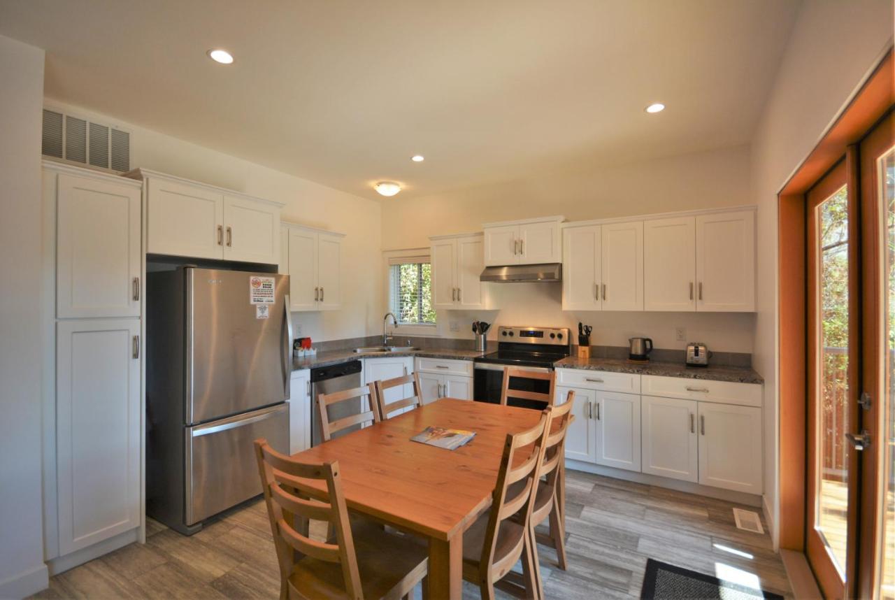 Pender Harbour Resort & Marina Garden Bay Εξωτερικό φωτογραφία